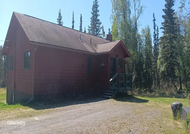 Homes for sale in Soldotna, AK | 49425 Tote Rd, Soldotna, AK 99669 | MLS# 26-6707