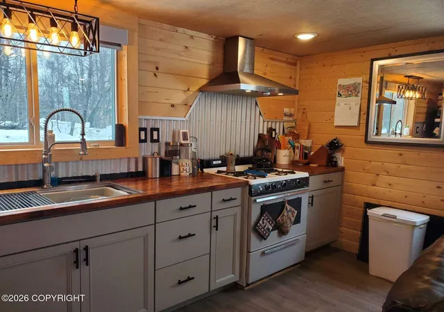 3rd image of 17935 Woods, Palmer, AK 99645 | MLS# 26-6816