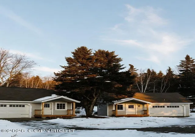 Photo 5 of Sale Pending at 6950 W Dimond Blvd, Anchorage, AK 99502 | MLS# 26-7637 | Listing updated on 2026-09-04