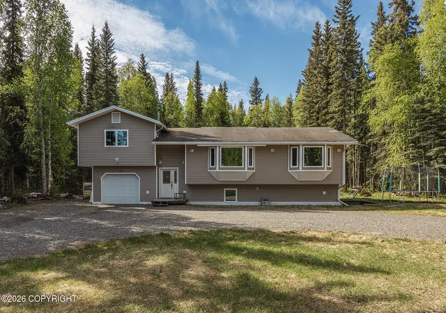 1st image of 3283 Lineman Ave, North Pole, AK 99705 | MLS# 26-6846