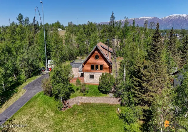 2nd image of 3801 E Palmdale Dr, Wasilla, AK 99654 | MLS# 26-6864