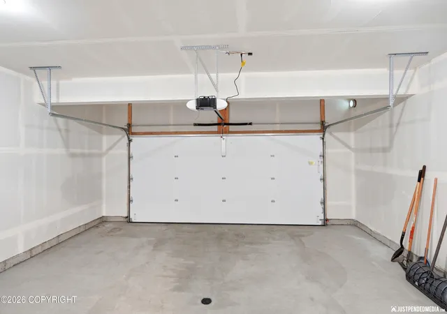Photo 32 of Single family home for sale at 2529 Wesleyan Dr, Anchorage, AK 99508 | MLS# 26-8711 | Listing updated on 2026-10-07