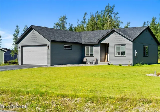 Photo 2 of Sale Pending at 2844 N Northgate Pl, Wasilla, AK 99654 | MLS# 26-10636 | Listing updated on 2026-08-25