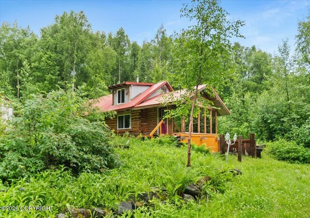 Photo 1 of Single family home for sale at 26048 W Clover Dr, Willow, AK 99688 | MLS# 26-7281 | Listing updated on 2026-07-23