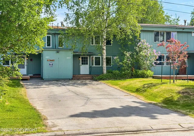 Homes for sale in Anchorage, AK | 1823 Bunker St #19, Anchorage, AK 99503 | MLS# 26-6945