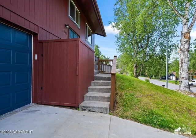 Homes for sale in Anchorage, AK | 6548 Notting Hill Dr, Anchorage, AK 99504 | MLS# 26-7017