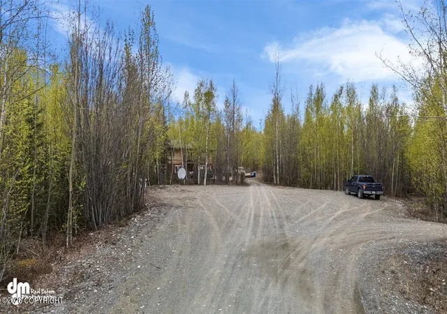 Photo 3 of Land for sale at 638 S Harlindon Dale Cir, Wasilla, AK 99623 | MLS# 26-7346 | Listing updated on 2026-07-29