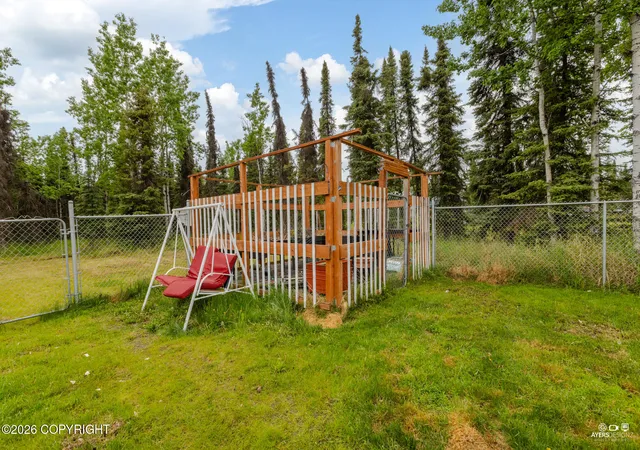 Homes for sale in Soldotna, AK | 37111 Chinook St, Soldotna, AK 99669 | MLS# 26-7222