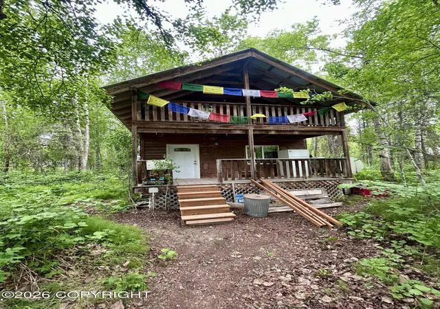 Homes for sale in Talkeetna, AK | 14149 E Front St, Talkeetna, AK 99676 | MLS# 26-7201