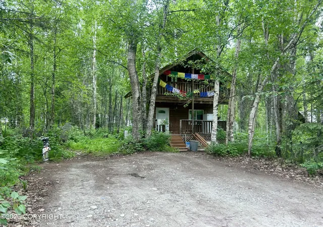 Homes for sale in Talkeetna, AK | 14149 E Front St, Talkeetna, AK 99676 | MLS# 26-7201