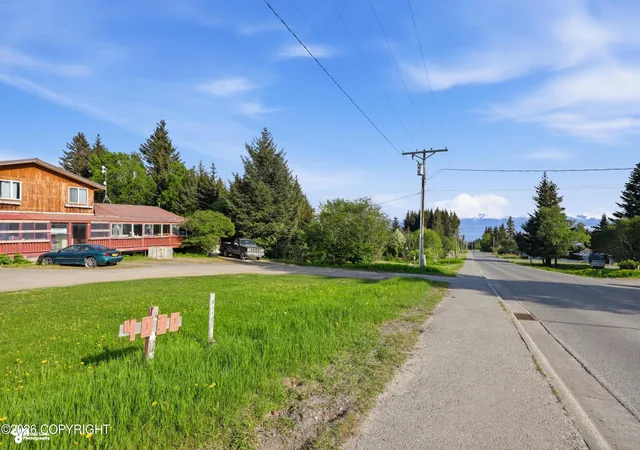 Homes for sale in Homer, AK | 4030 Bartlett St, Homer, AK 99603 | MLS# 26-7112