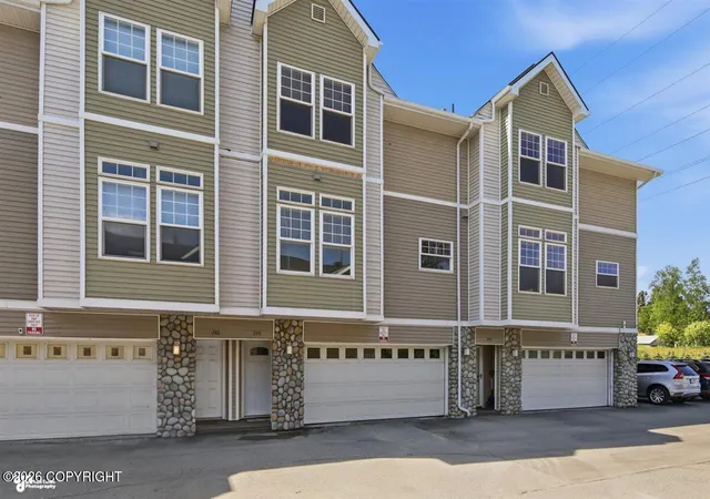 Condo for sale at 244 E Dowling Rd #244, Anchorage, AK 99518 | MLS# 26-7114