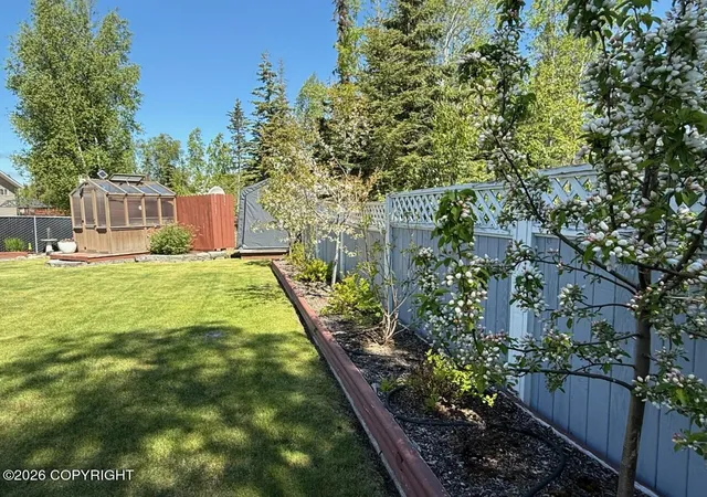 Homes for sale in Soldotna, AK | 136 Henrich Cir, Soldotna, AK 99669 | MLS# 26-7238
