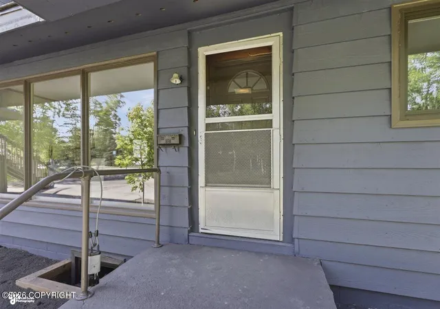 2nd image of 1103 Bannister Dr, Anchorage, AK 99508 | MLS# 26-7304