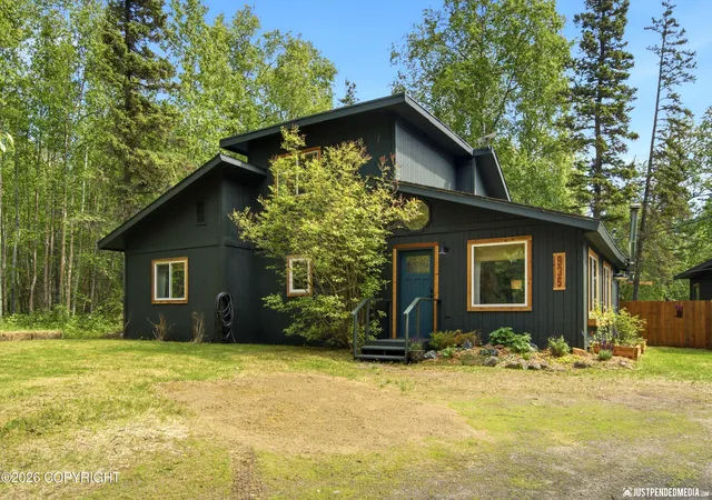 Single family home for sale at 935 N Leatherleaf Loop, Wasilla, AK 99654 | MLS# 26-7188