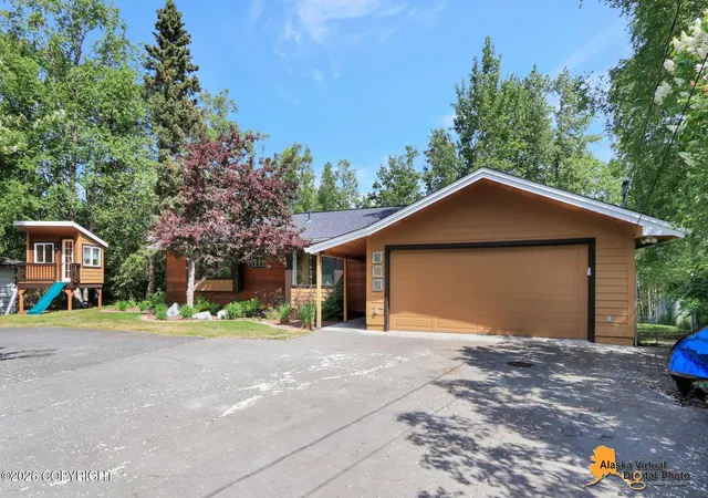 2nd image of 2201 Arctic Cir, Anchorage, AK 99517 | MLS# 26-7608