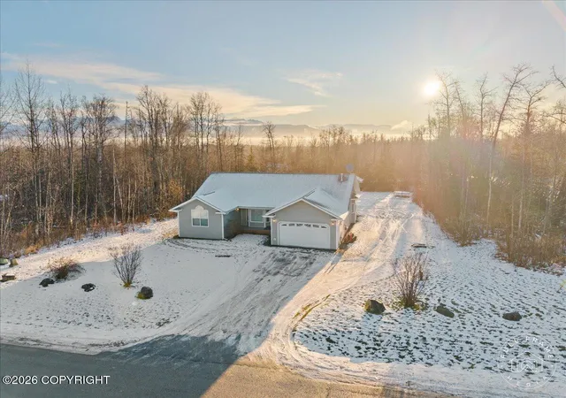 Photo 2 of Single family home for sale at 4570 W Yundt Dr, Wasilla, AK 99623 | MLS# 26-7316 | Listing updated on 2026-06-18