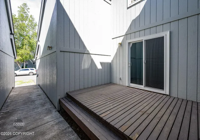 4th image of 3022 Brittany Pl, Anchorage, AK 99504 | MLS# 26-7301
