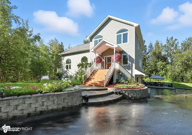 Homes for sale in Wasilla, AK | 2900 N Barrys Resort Dr, Wasilla, AK 99654 | MLS# 26-7419