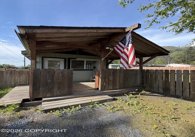 Homes for sale in Seward, AK | 219 Bear Dr, Seward, AK 99664 | MLS# 26-7414