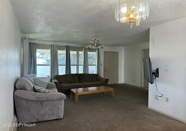 3rd image of 4447 E 6Th Ave, Anchorage, AK 99508 | MLS# 26-8061