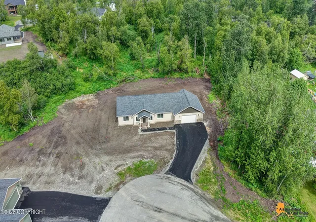 Photo 2 of Sale Pending at 931 S Williwaw Dr, Palmer, AK 99645 | MLS# 26-7942 | Listing updated on 2026-10-15