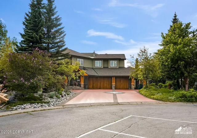 Photo 2 of Single family home for sale at 3430 Southbluff Cir, Anchorage, AK 99515 | MLS# 26-7445 | Listing updated on 2026-09-14