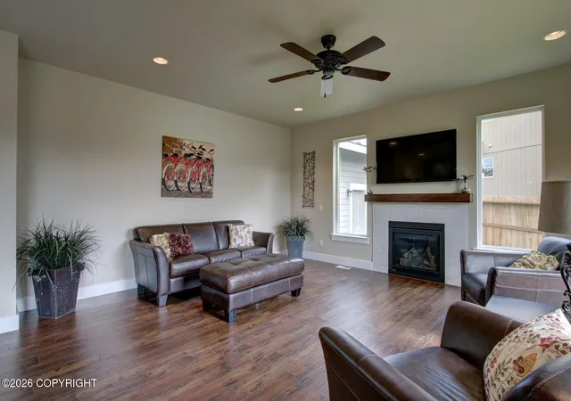 Photo 2 of Single family home for sale at 7140 Moraine Cir, Anchorage, AK 99507 | MLS# 26-7463 | Listing updated on 2026-09-01