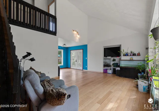 5th image of 1001 S Woodcrest Cir, Wasilla, AK 99654 | MLS# 26-7489
