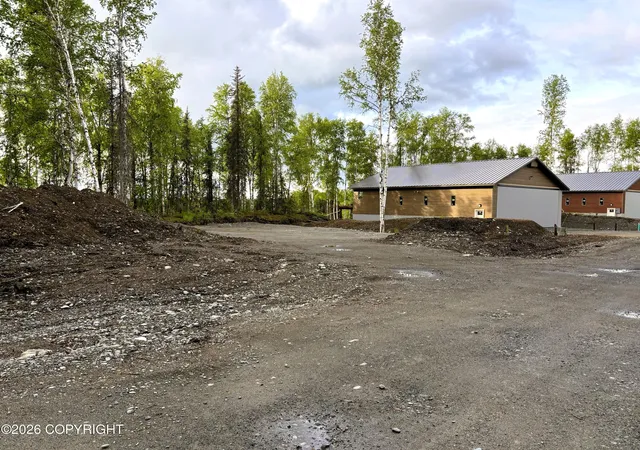 2nd image of 19351 E Caswell Lks Rd, Willow, AK 99688 | MLS# 26-7524