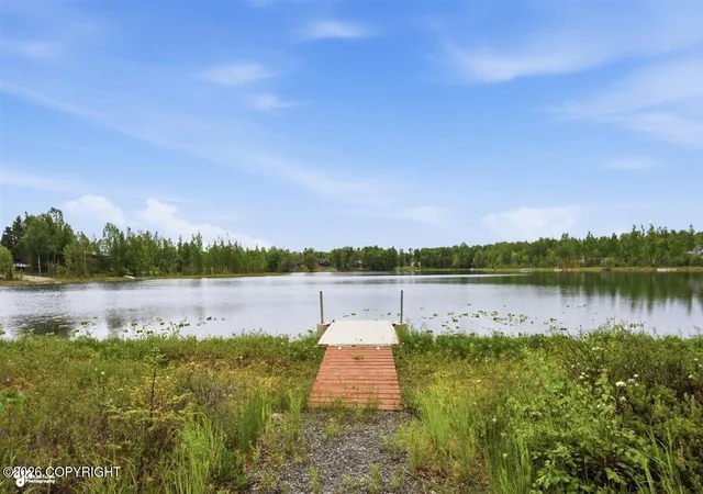 Photo 3 of Sale Pending at 1557 S Birch Lake Dr, Wasilla, AK 99623 | MLS# 26-7823 | Listing updated on 2026-08-28