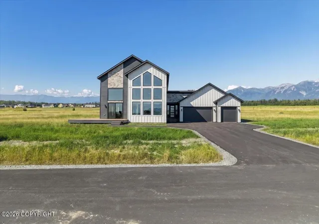 Photo 1 of Single family home for sale at 15233 E Saratoga Ave, Wasilla, AK 99654 | MLS# 26-7633 | Listing updated on 2026-08-18