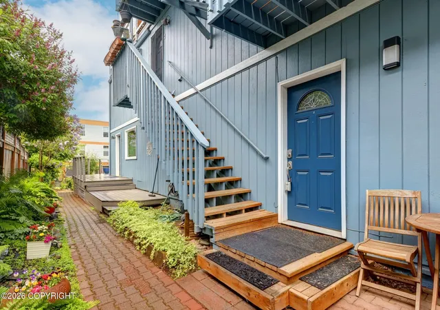 3rd image of 610 N St #4, Anchorage, AK 99501 | MLS# 26-7618