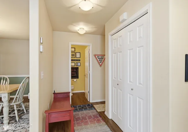 5th image of 2817 Discovery Bay Dr #21A, Anchorage, AK 99515 | MLS# 26-7595