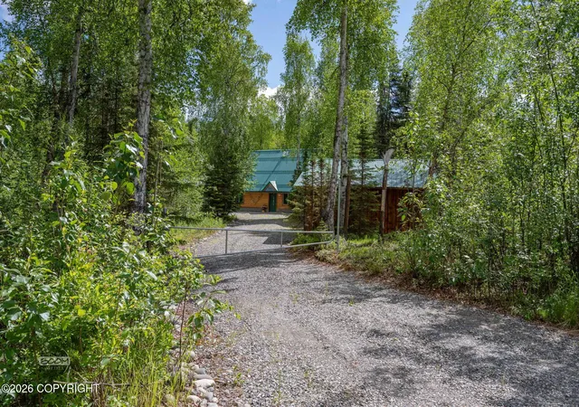 Homes for sale in Big Lake, AK | 22240 W Susitna Pkwy, Big Lake, AK 99652 | MLS# 26-7696