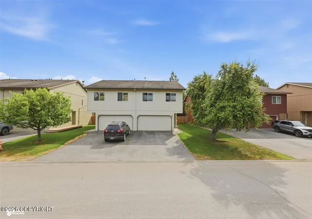 2nd image of 2613 Easthaven Cir #11B, Anchorage, AK 99504 | MLS# 26-7827