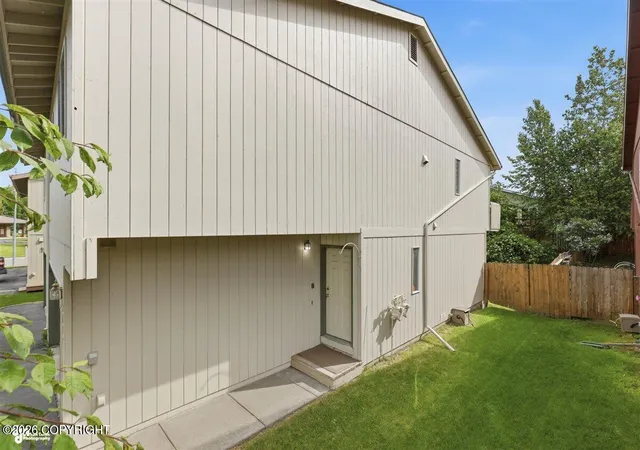 3rd image of 2613 Easthaven Cir #11B, Anchorage, AK 99504 | MLS# 26-7827