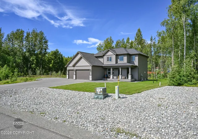 Photo 5 of Sale Pending at 1141 W Blf View Dr, Wasilla, AK 99654 | MLS# 26-8880 | Listing updated on 2026-08-31