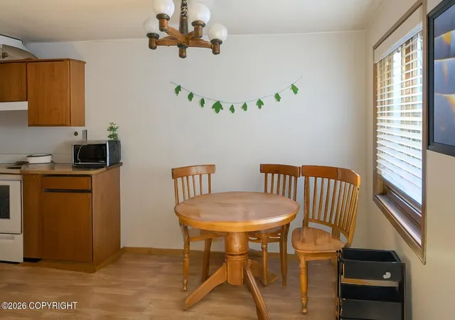 Photo 5 of Sale Pending at 925 E 45th Court, Anchorage, AK 99503 | MLS# 26-7713 | Listing updated on 2026-07-30