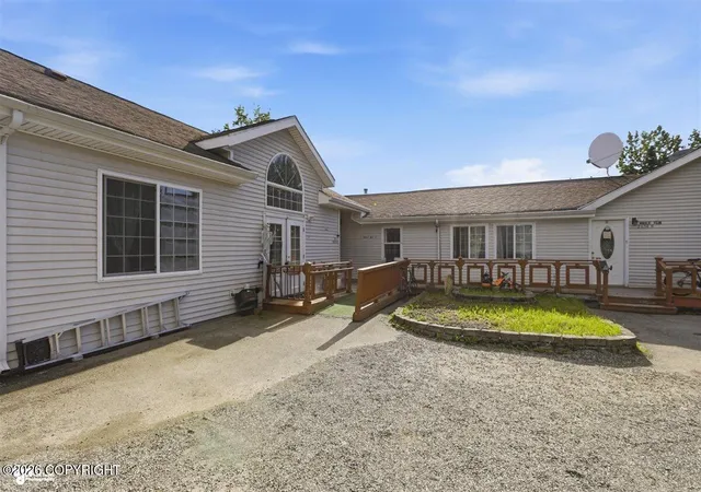 Photo 3 of Sale Pending at 2634 Carroll Pl, Anchorage, AK 99508 | MLS# 26-7728 | Listing updated on 2026-07-07