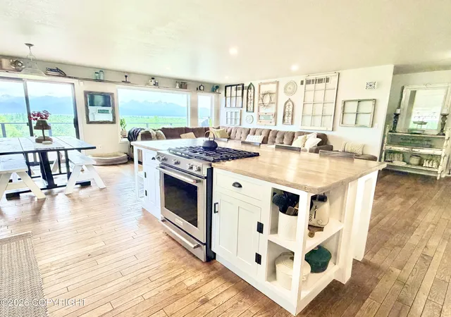 Photo 2 of Single family home for sale at 3501 S Caryshea St, Wasilla, AK 99623 | MLS# 26-7835 | Listing updated on 2026-08-04