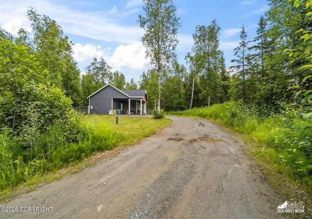 Homes for sale in Wasilla, AK | 2029 S Leora Dr, Wasilla, AK 99623 | MLS# 26-8069