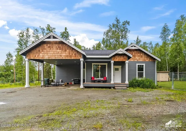 Homes for sale in Wasilla, AK | 2029 S Leora Dr, Wasilla, AK 99623 | MLS# 26-8069