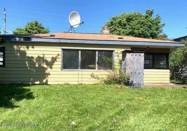 Homes for sale in Anchorage, AK | 211 W 11th Ave, Anchorage, AK 99501 | MLS# 26-7840
