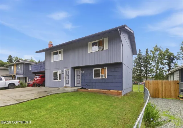 Homes for sale in Anchorage, AK | 5236 Lionheart Dr, Anchorage, AK 99508 | MLS# 26-8429