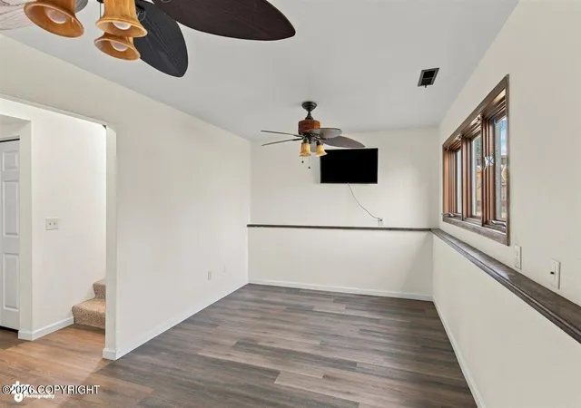 Photo 3 of Sale Pending at 8301 Ragged Top Cir, Anchorage, AK 99504 | MLS# 26-10226 | Listing updated on 2026-09-11
