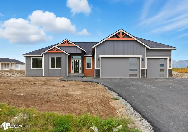 Photo 1 of Sale Pending at 2680 S Rainbow View Cir, Wasilla, AK 99654 | MLS# 26-7873 | Listing updated on 2026-06-30