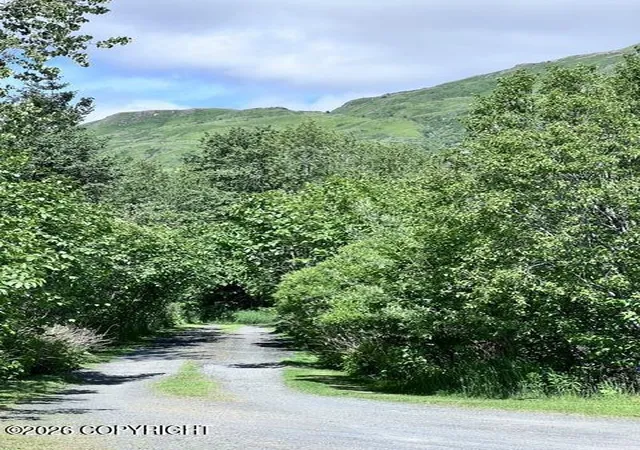 Homes for sale in Kodiak, AK | 10797 Chiniak Dr, Kodiak, AK 99615 | MLS# 26-7971
