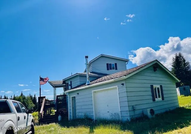 Photo 3 of Single family home for sale at 40775 Hancock Dr, Homer, AK 99603 | MLS# 26-8453 | Listing updated on 2026-09-18