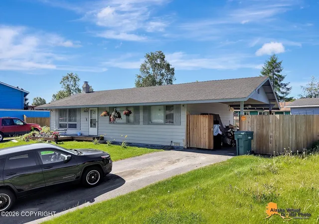 2nd image of 8410 Dagan St, Anchorage, AK 99502 | MLS# 26-8185